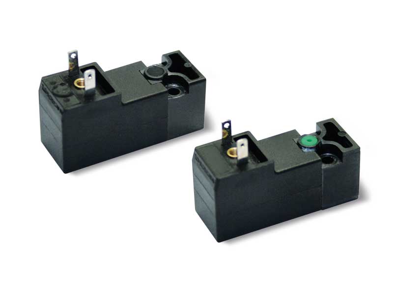 Solenoid pilot valves with built-in low absorption electric coil