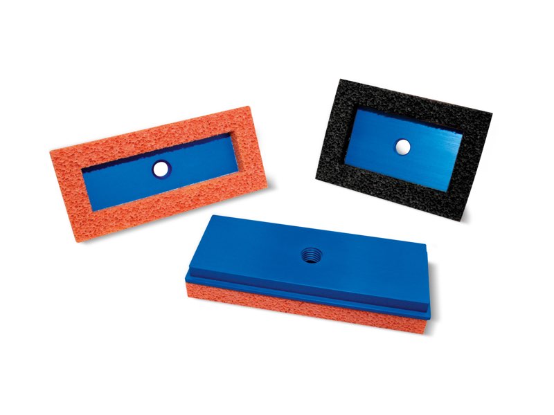 Rectangular flat foam rubber vacuum cups with supports